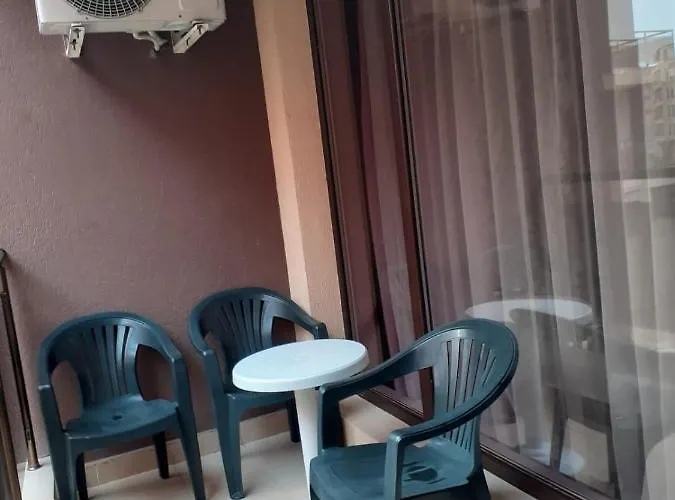 Apartament Parus 4 *